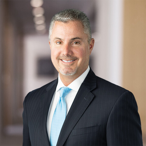 Brian L. Lucareli | People | Foley & Lardner LLP